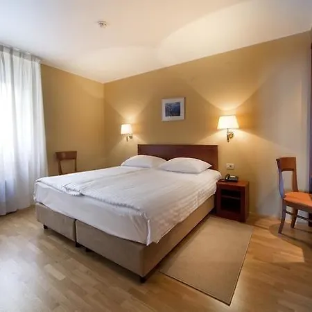 Hotel Laurus - Liburnia 4*